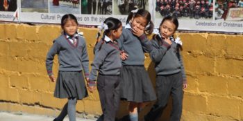 Vrijwilligerswerk Nepal Annick bezoekt school