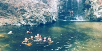 Costa Rica Break zwemmen bij waterval
