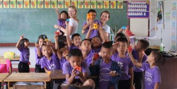 Isa in Thailand in de klas